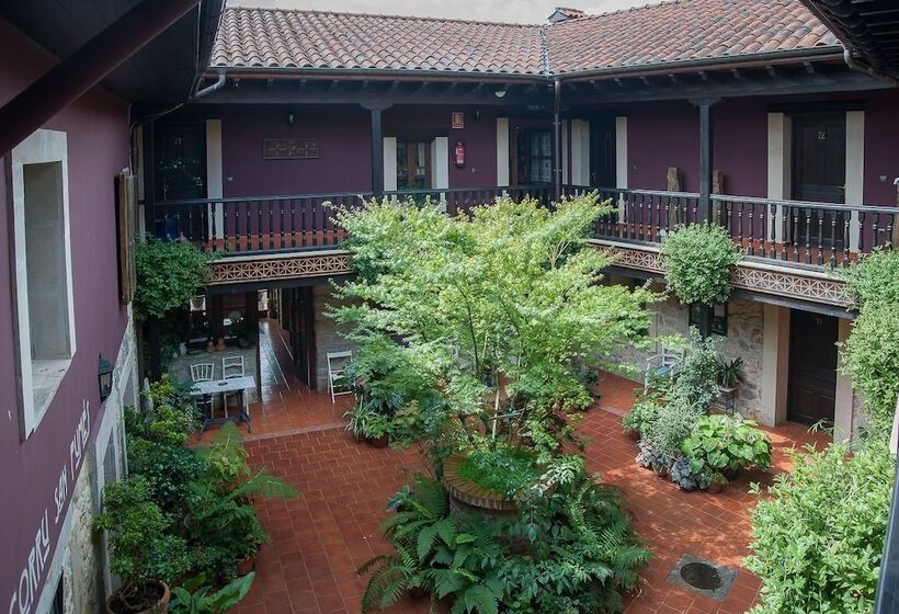 ホテル Rural Corru San Pumés