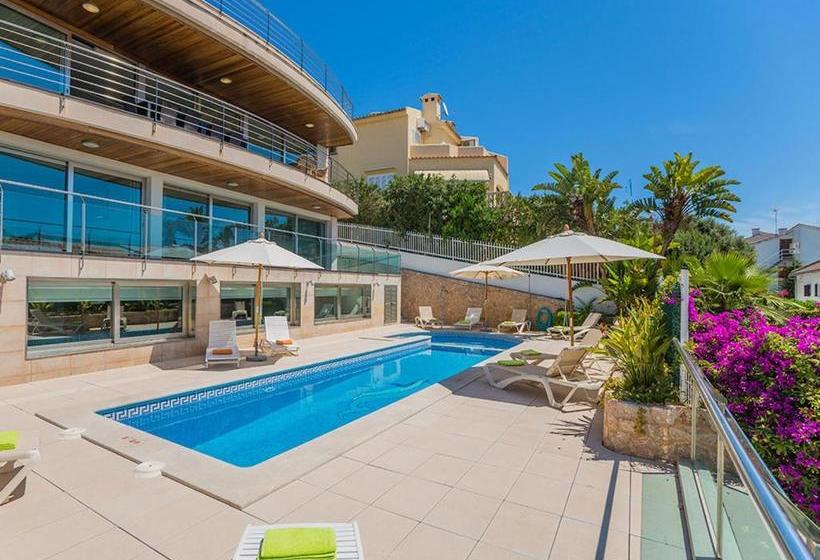 ホテル Delfin Luxe