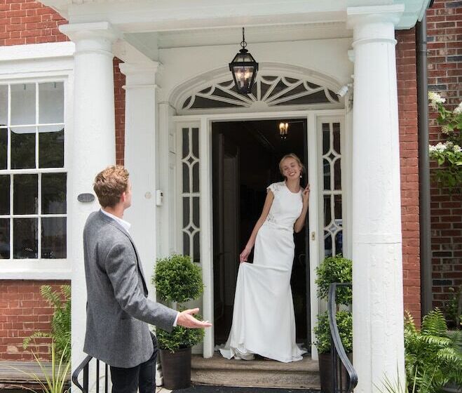 ホテル Dinsmore Boutique Inn