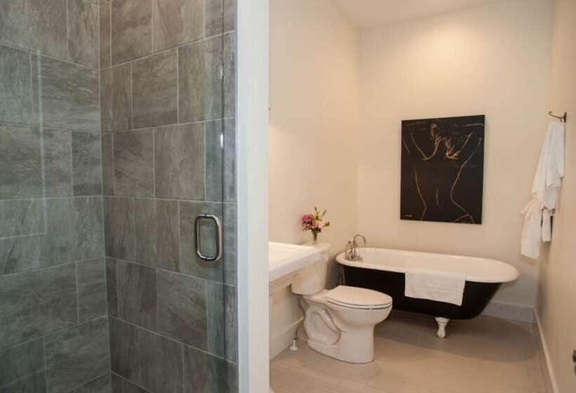 ホテル Dinsmore Boutique Inn