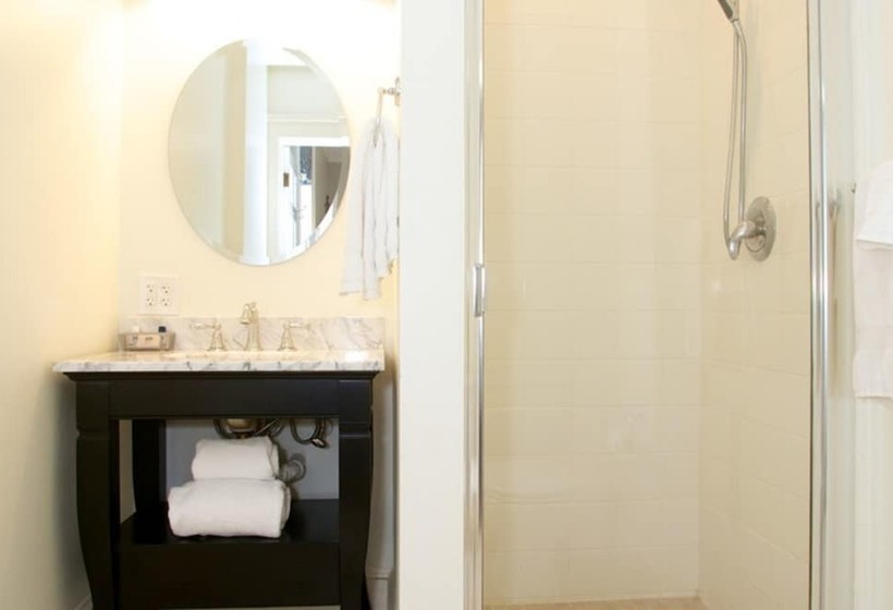 ホテル Dinsmore Boutique Inn