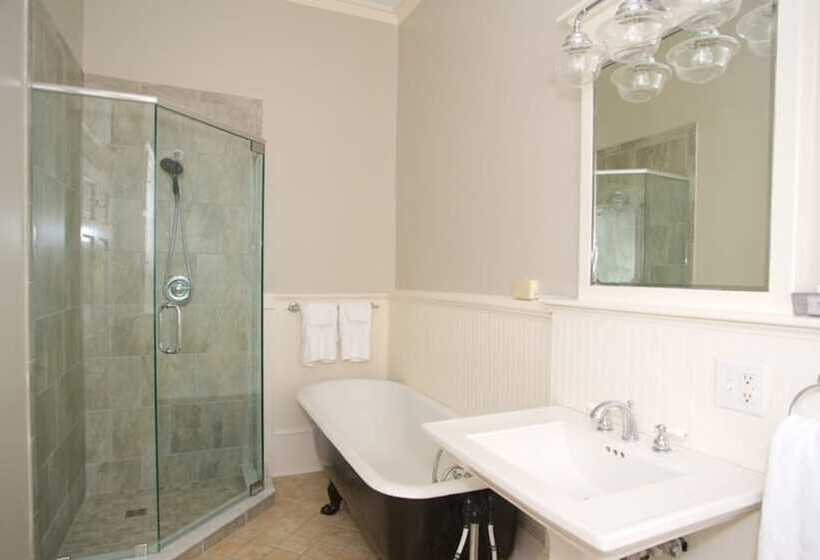 ホテル Dinsmore Boutique Inn