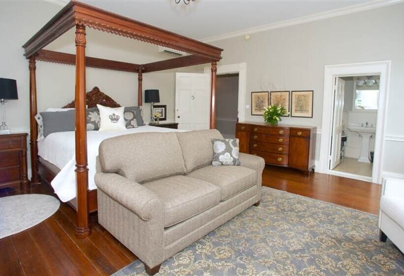 ホテル Dinsmore Boutique Inn