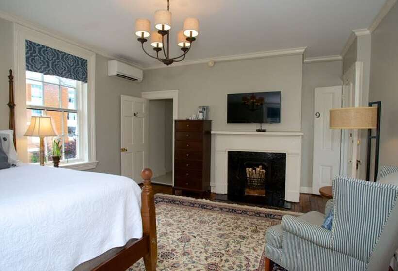 ホテル Dinsmore Boutique Inn