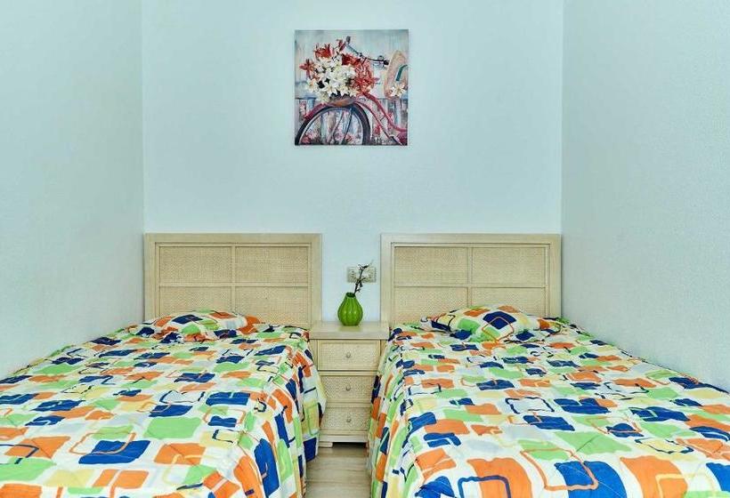 Отель Espanhouse Fragata 35