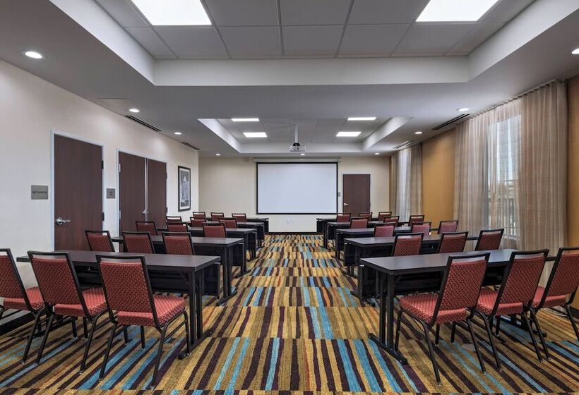 호텔 Fairfield Inn & Suites By Marriott Austin Buda