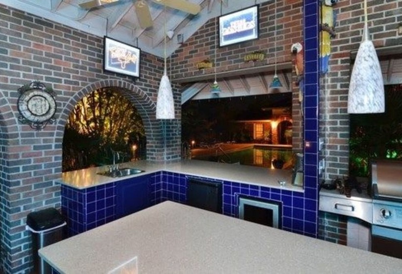 Отель Far View   A Bed & Breakfast Estate