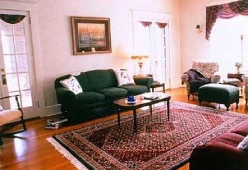 Отель Far View   A Bed & Breakfast Estate