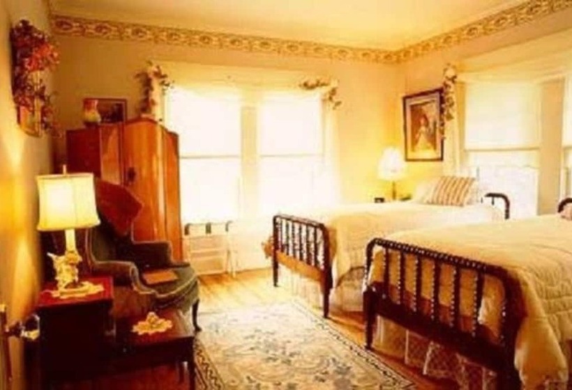 Отель Far View   A Bed & Breakfast Estate