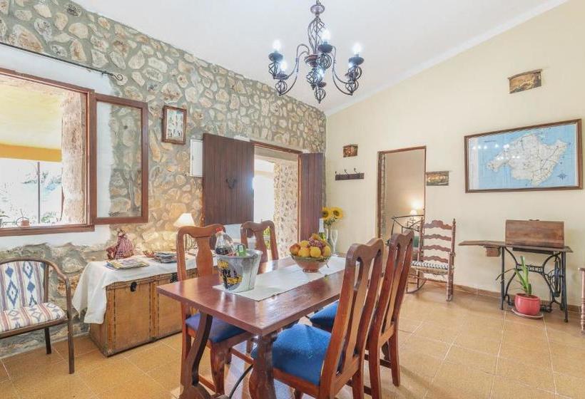 فندق Finca Can Calistro