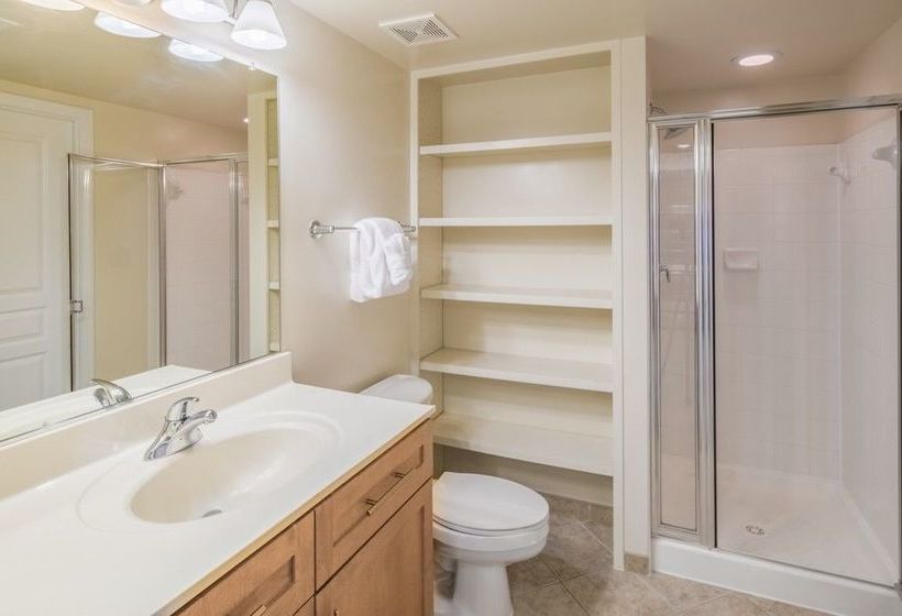 هتل Global Luxury Suites at Metropolitan South