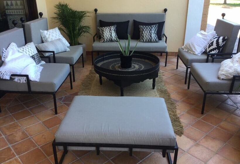 هتل Gran Villa Rosa