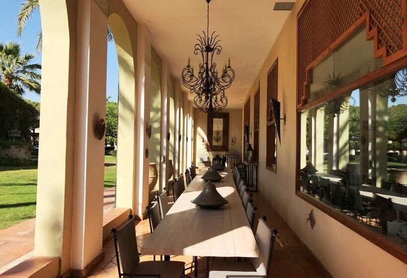 هتل Gran Villa Rosa