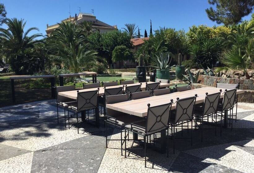 هتل Gran Villa Rosa