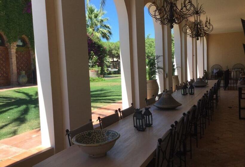 هتل Gran Villa Rosa