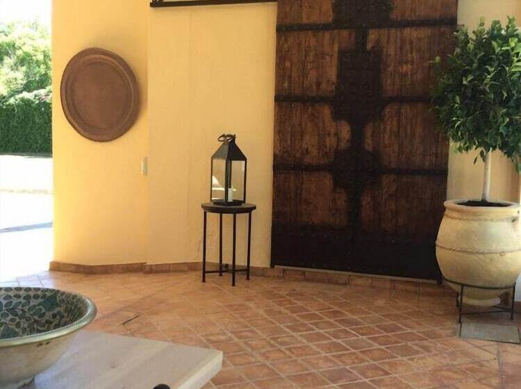 هتل Gran Villa Rosa