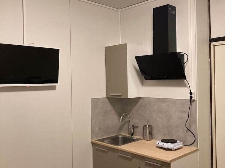 בית מלון כפרי Guesthouse  Kuin Kotonaan