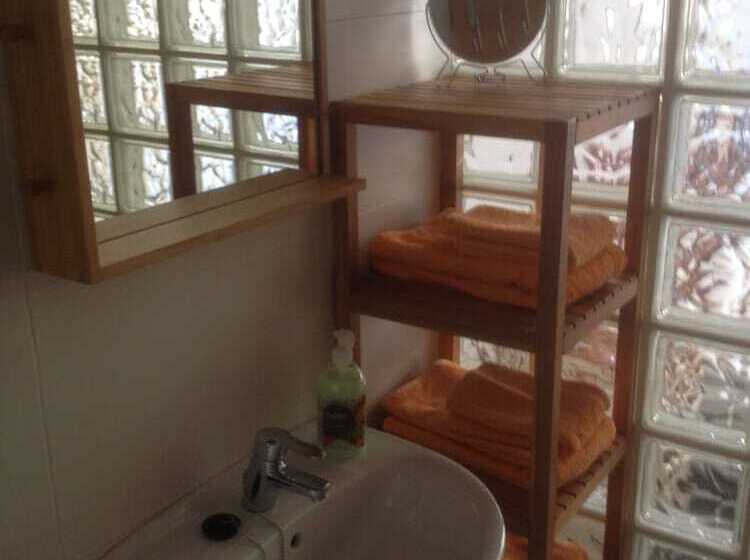 هتل Habitaciones La Mar