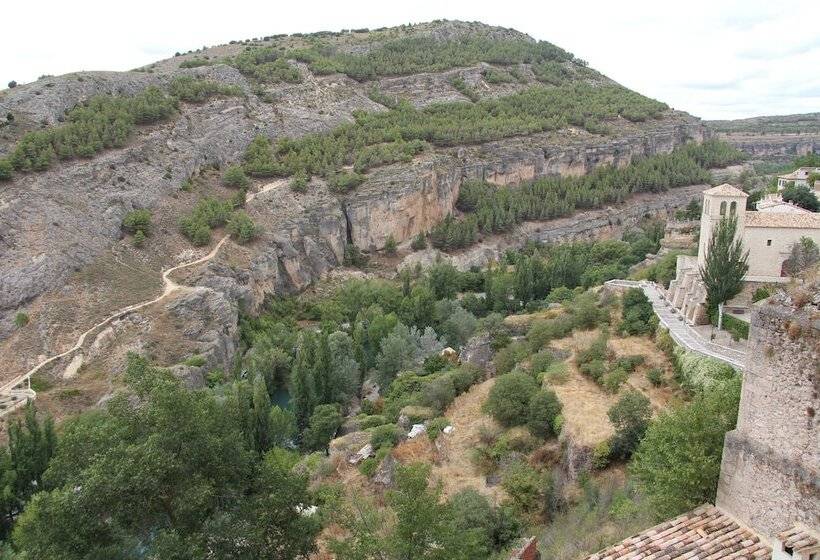 هتل Hospederia Seminario Conciliar De San Julián