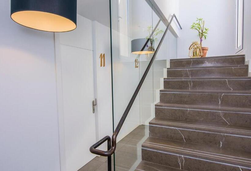 ホテル Hostal La Isla