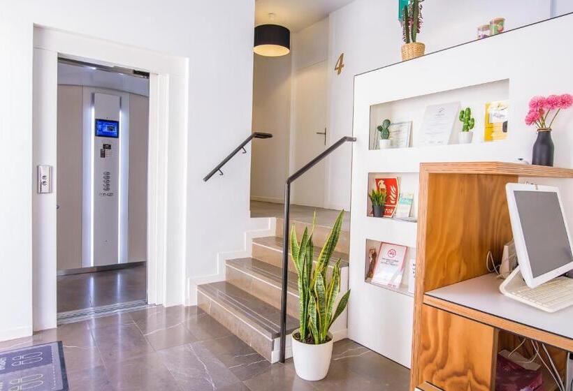 ホテル Hostal La Isla