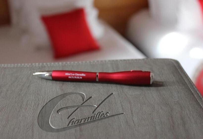 호텔 Hôtel Les Charmilles
