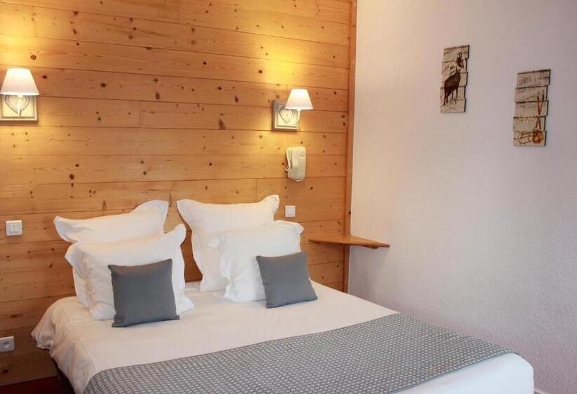 호텔 Hôtel Les Charmilles