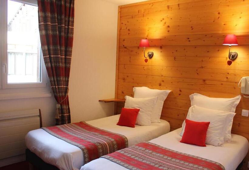 호텔 Hôtel Les Charmilles