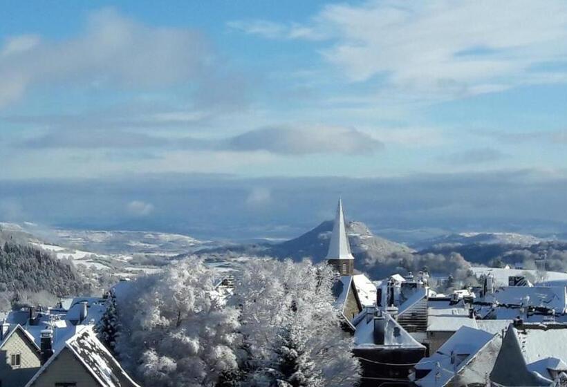 호텔 Hôtel Les Charmilles