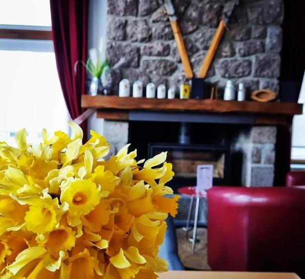 호텔 Hôtel Les Charmilles