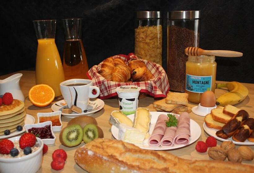 호텔 Hôtel Les Charmilles