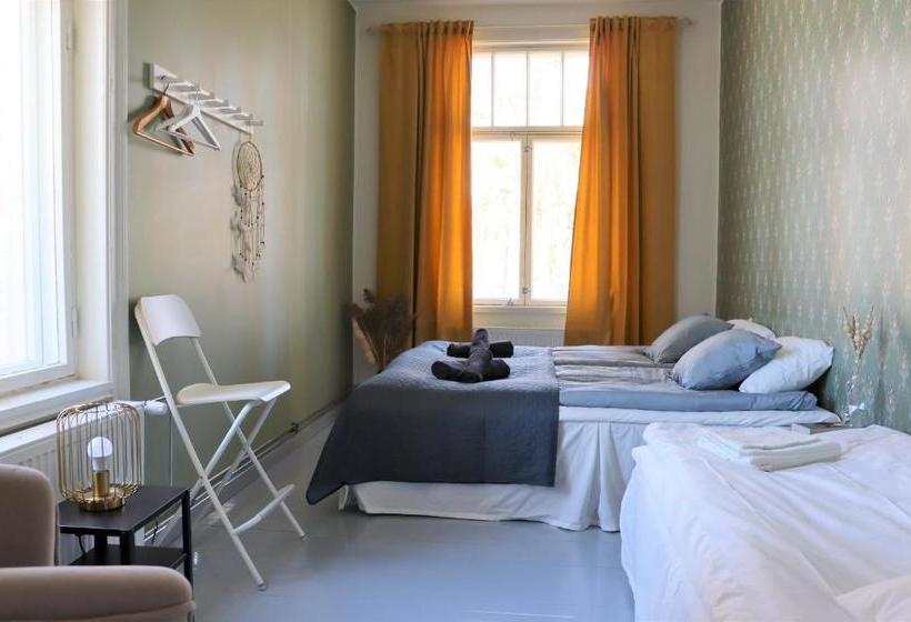 ホテル Kesähostelli Kärkisaari