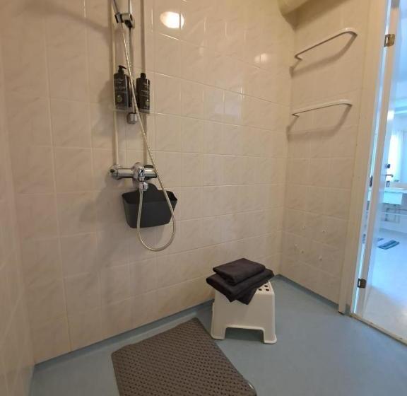 ホテル Kesähostelli Kärkisaari