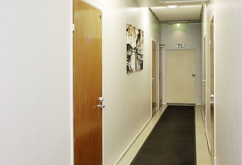 Отель Hvc Hostel Turku