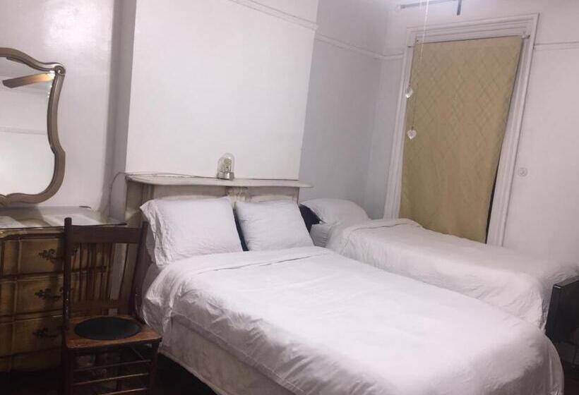 Отель Illumination Bed & Breakfast