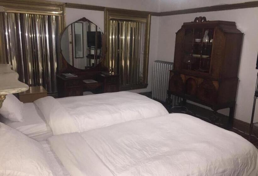 Отель Illumination Bed & Breakfast