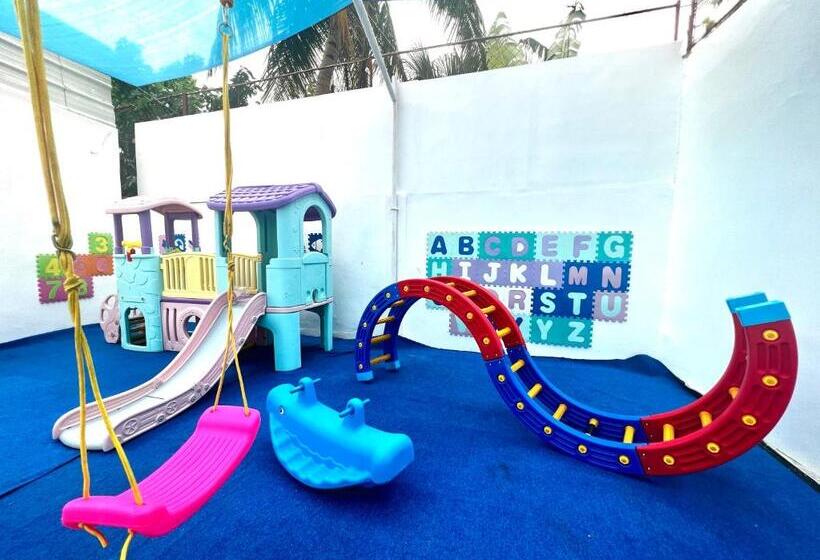 هتل Issa S Haven Resort