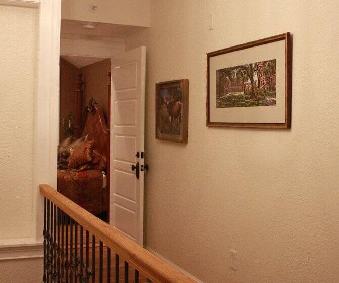 בית מלון כפרי Kapp And Kappy B&b