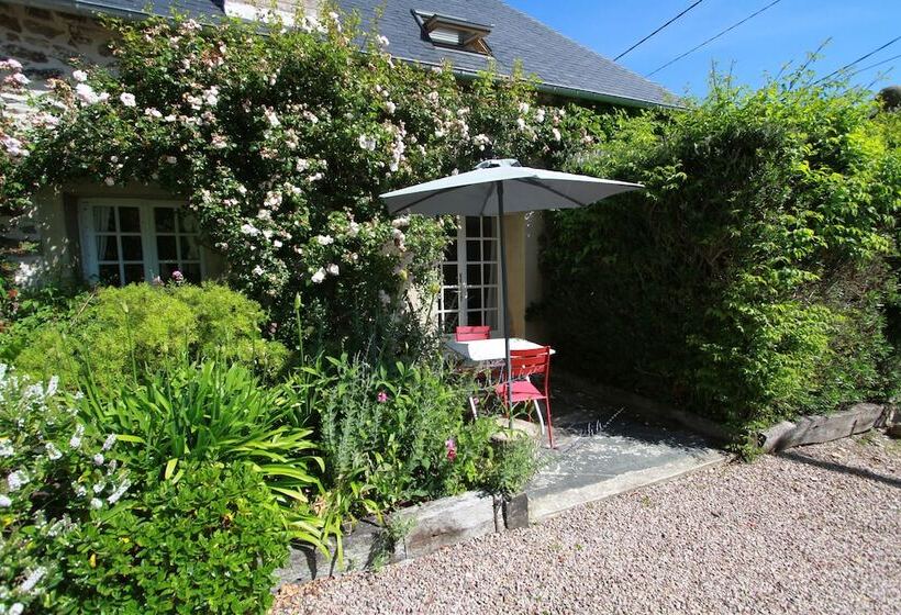 호텔 La Haute Flourie Bed And Breakfast Chambres D Hôtes