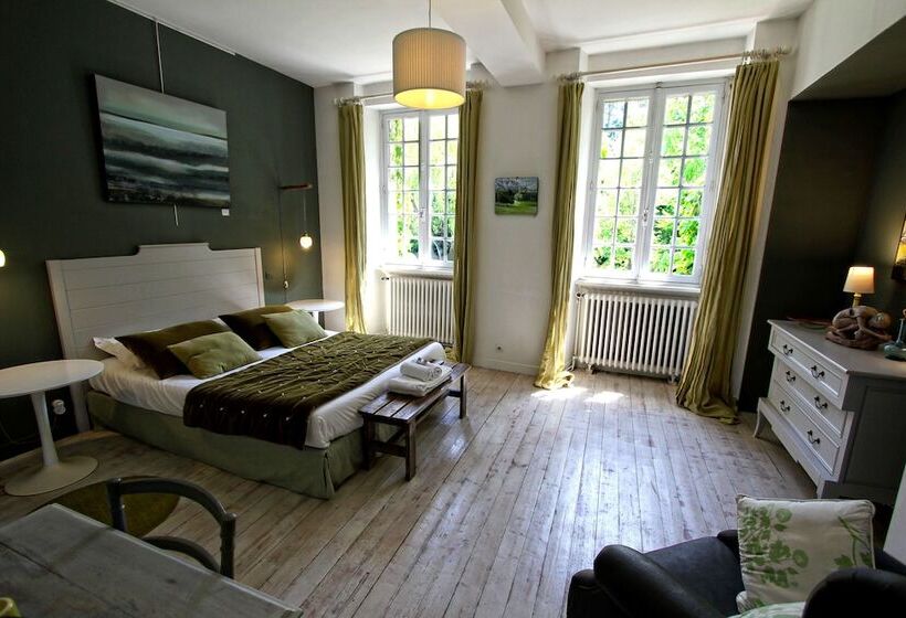 호텔 La Haute Flourie Bed And Breakfast Chambres D Hôtes