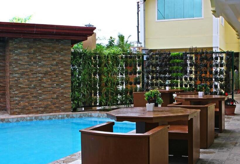 هتل Laciaville Resort And