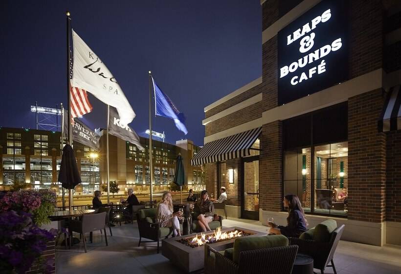 فندق Lodge Kohler