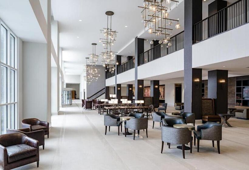 호텔 Madison & Shenandoah Conference Ctr