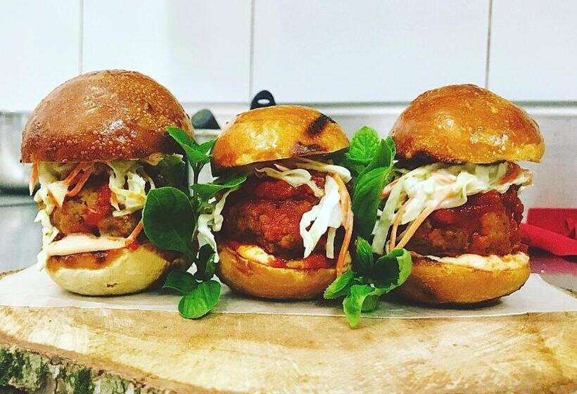 هتل Malapascua Exotic Island Dive Resort