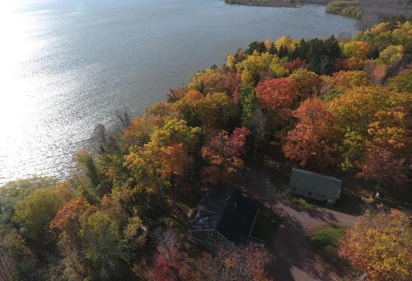 Отель Mission Springs Lake House