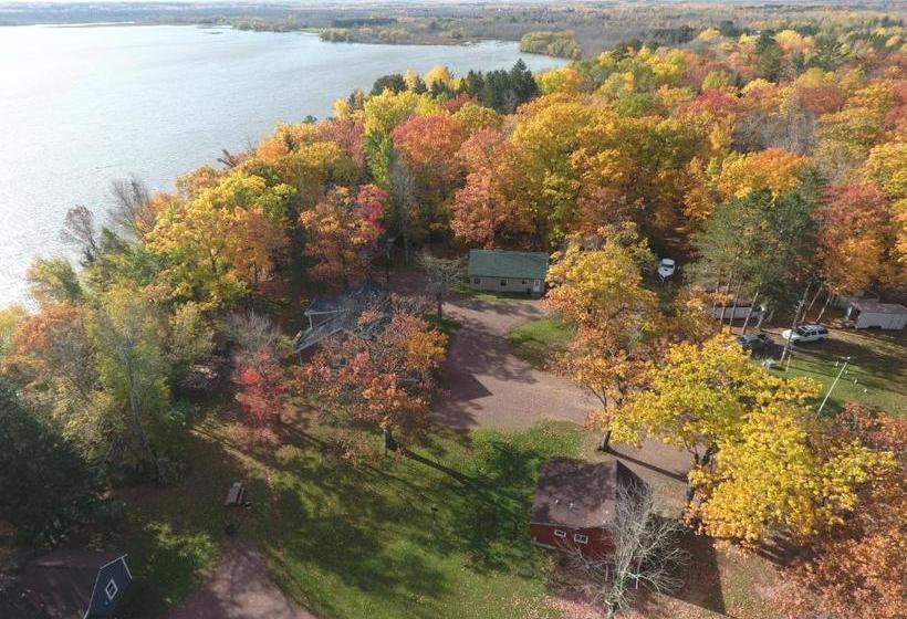 Отель Mission Springs Lake House