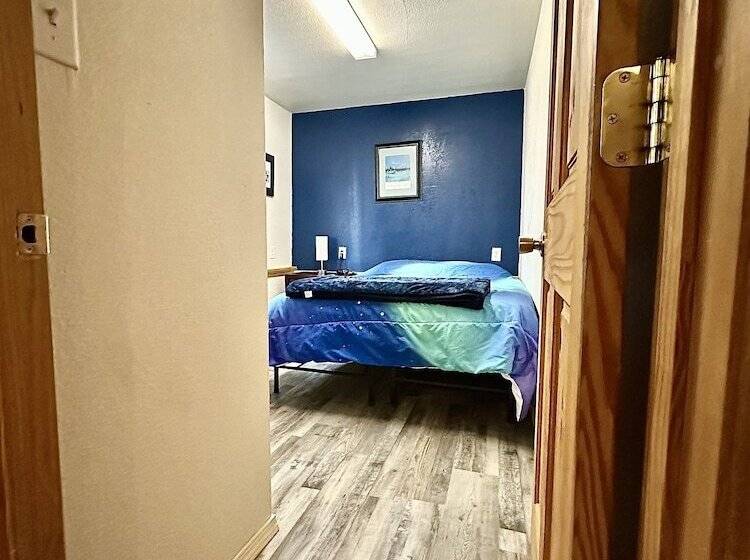 호텔 Moose Tracks B & B