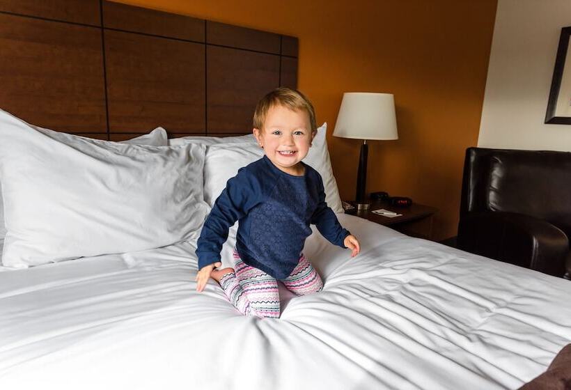 My Place Hotel Marquette, Mi