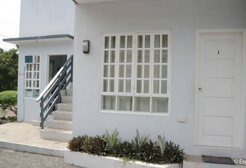 فندق Oceana Lodge