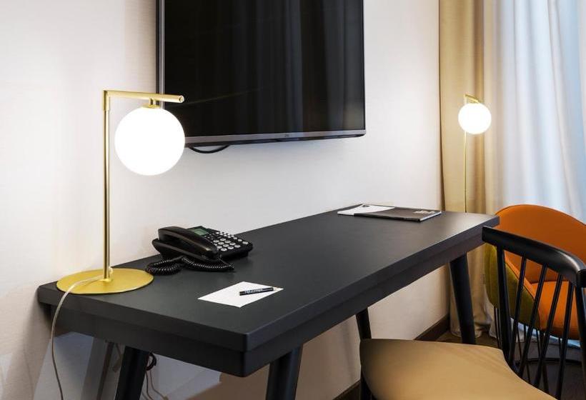 فندق One Shot Mercat 09